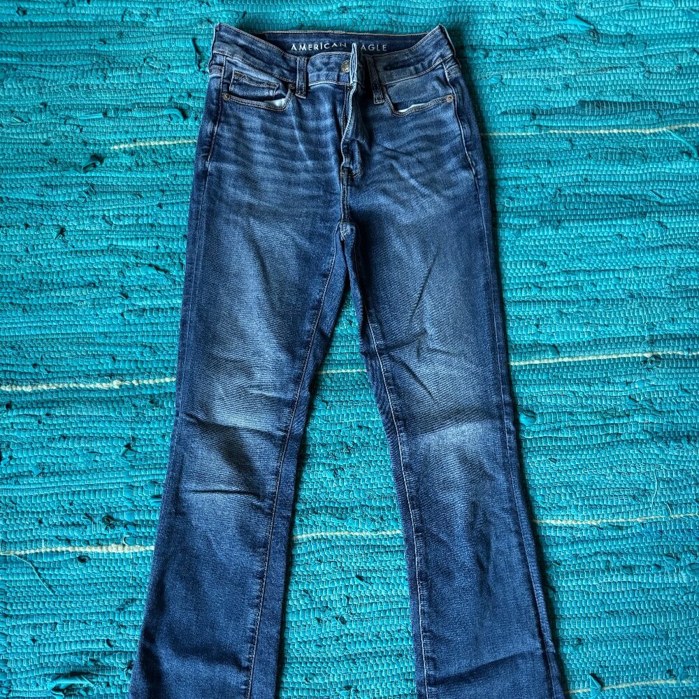 American Eagle - Sz 2 Reg - High Rise Skinny Kick